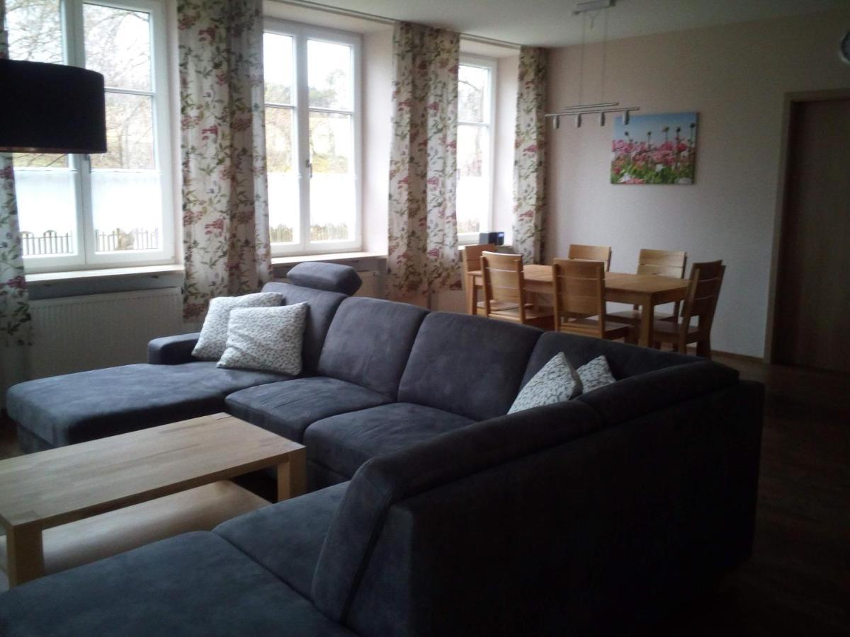Ferienwohnung Kopold "Im Alten Schulhaus" Pottmes Экстерьер фото